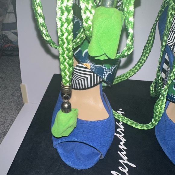 Alexandra G Shoes *Discontinued Design* - Picture 2 of 6